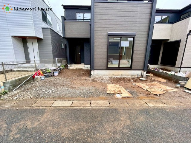 桶川市朝日4期　新築戸建　グラファーレ01の駐車場