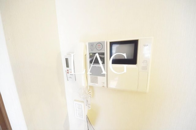 【セキュリティ】 | ユーキメゾン一番町 | モニターつきインターホンです。