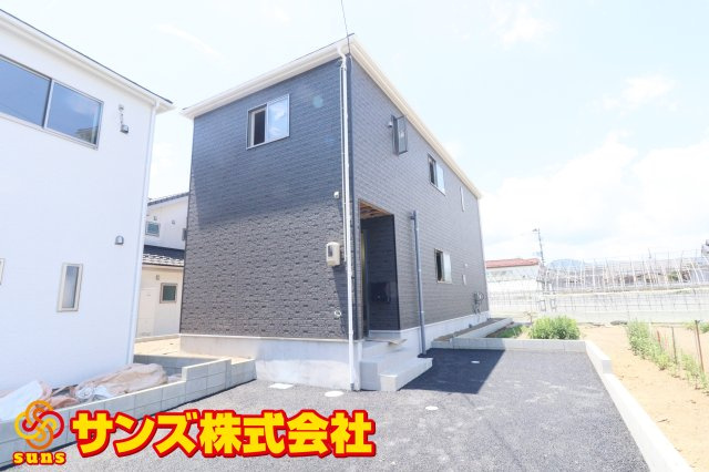 大玉村玉井字町　　　　１号棟　　　玉井小学校、大玉中学区の外観|北東側から見た外観