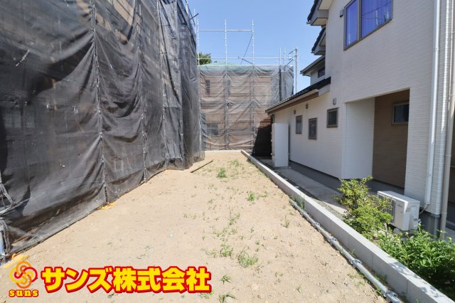 大玉村玉井字町　　　　１号棟　　　玉井小学校、大玉中学区の庭|西側から見た庭スペース♪