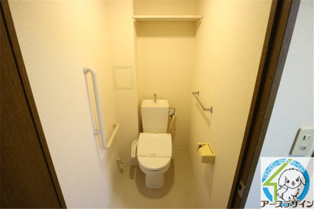 プラザハイツ二ツ屋B棟のトイレ|※パース写真