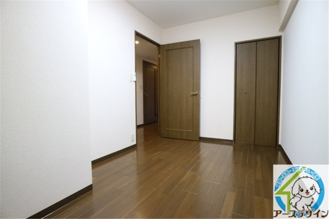 プラザハイツ二ツ屋B棟の寝室|※パース写真