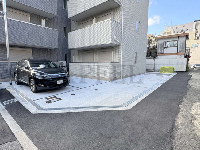 【駐車場】 | TRICERA Court
