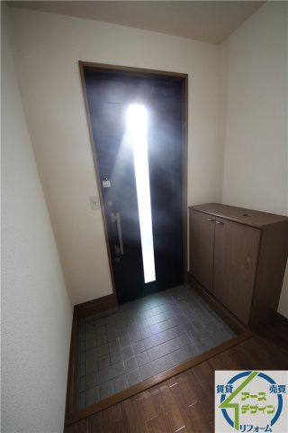 エステリーオA棟の玄関