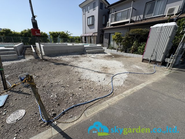 寒川町小谷第19　新築戸建　全２棟１号棟の駐車場|令和8年5月18日撮影（工事中）