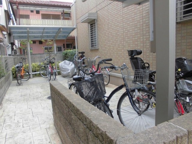 ソシエの駐車場