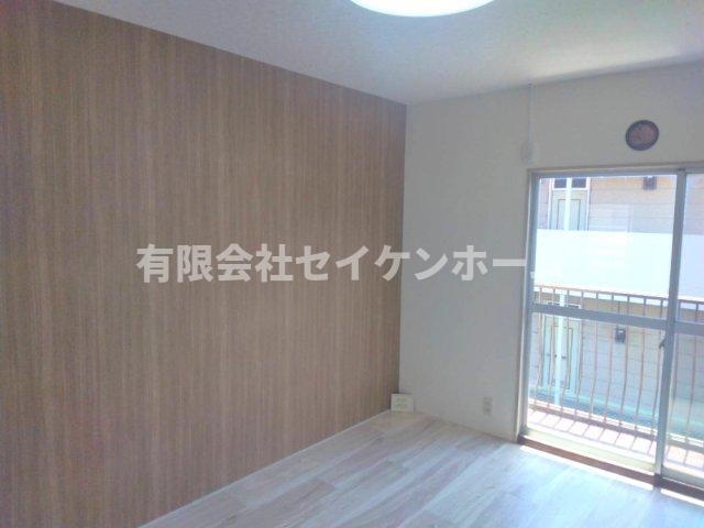熊谷市妻沼　リフォーム済中古戸建の洋室