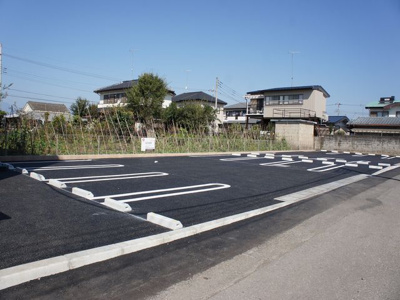 【駐車場】 | リェス ソーンツェＡ | 駐車場は1台が賃室の契約条件になります。
