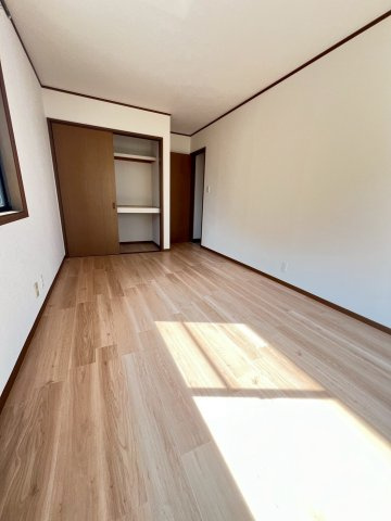 貸家　西宮市甑岩町の居間・リビング