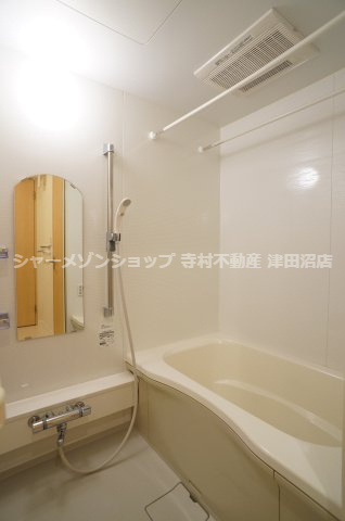テラスハサマの浴室