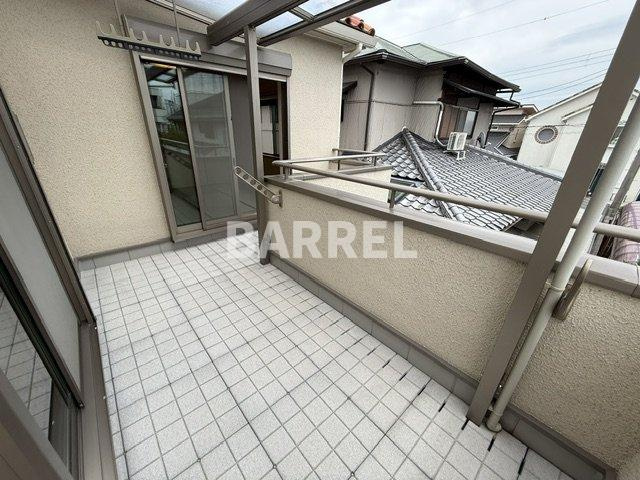 箕面市百楽荘1丁目貸家のバルコニー