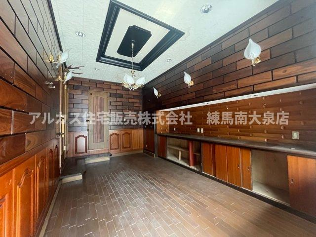 練馬区田柄5丁目　中古一戸建　都営大江戸線　光が丘の洋室|1階事務所