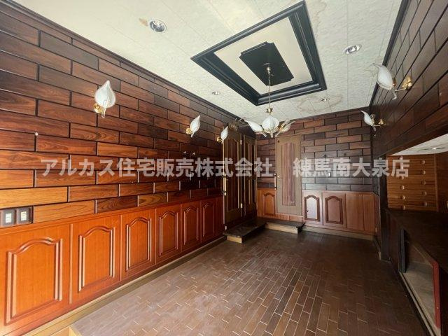 練馬区田柄5丁目　中古一戸建　都営大江戸線　光が丘の洋室