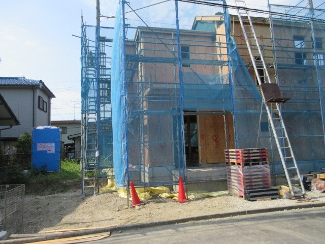【仲介手数料無料】新築戸建　熊谷市肥塚484-4（全1棟）の前面道路含む現地写真