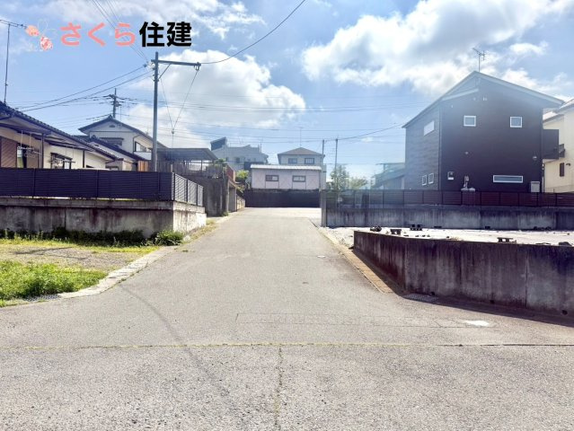 真岡市亀山一丁目　売地の前面道路含む現地写真|前面道路北側幅員6ｍ