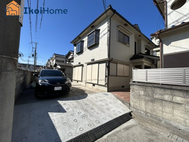 明石市魚住町西岡　中古戸建の前面道路含む現地写真|【ホームページに現地動画掲載中】●年中無休：当日予約可●周辺お買い物施設充実で便利な立地です！