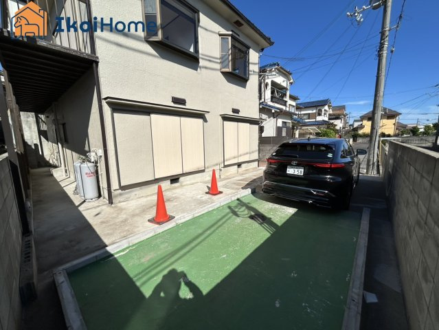 明石市魚住町西岡　中古戸建の駐車場|【ホームページに現地動画掲載中】●年中無休：当日予約可●駐車スペース2台ございます！