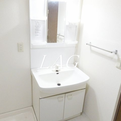 【洗面所】 | アレグレット千住宿 | 洗面台です。