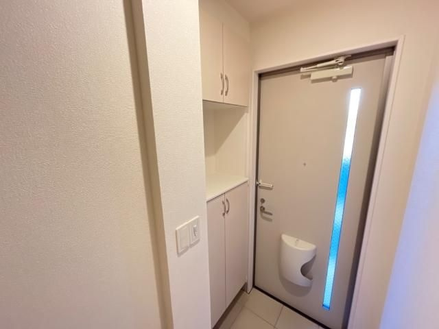 ベース新田南の玄関