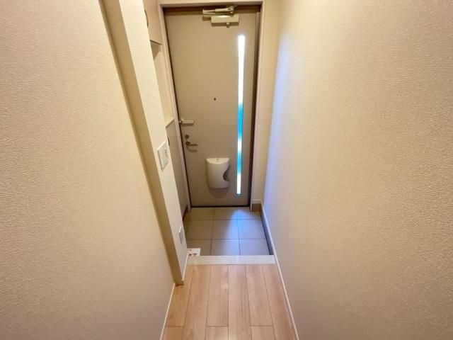 ベース新田南の玄関