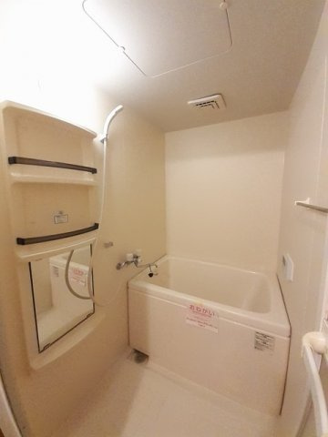 サンブリーゼ東山　Ａの浴室