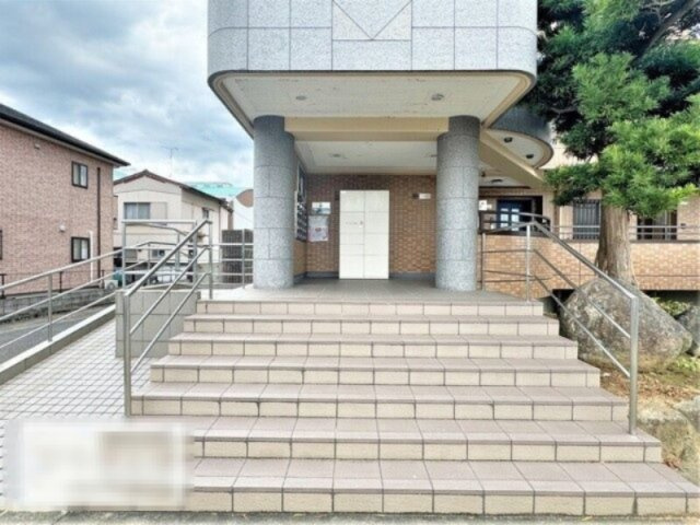 ホープＴＯＭＯのエントランス