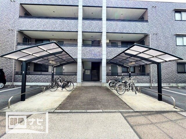 フィネスレインボーの外観