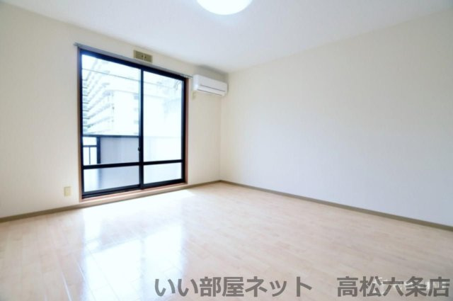 フリーダムＡ棟の寝室