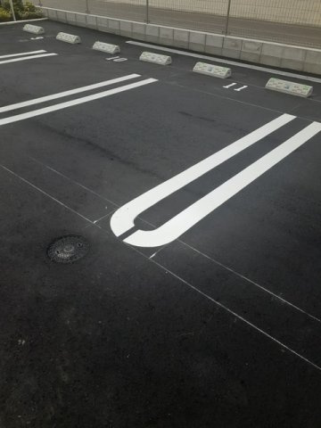 リュシータ　Ｂの駐車場|カースペースがあります