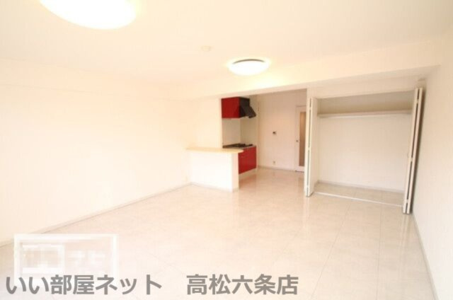 なかよしマンション林町の居間・リビング