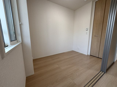 【寝室】 | ベルヴィオラ西深津 | 洋室3帖