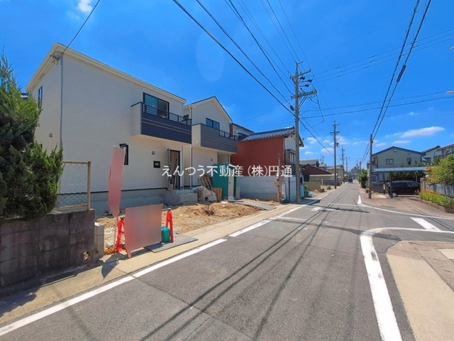 ハートフルタウン白沢町の前面道路含む現地写真