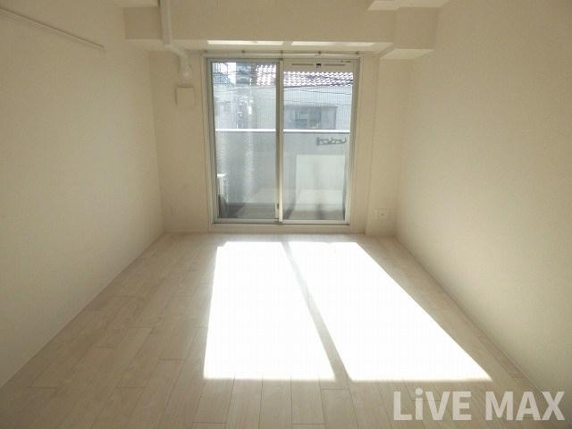 【寝室】プレサンス上町台リベルテ