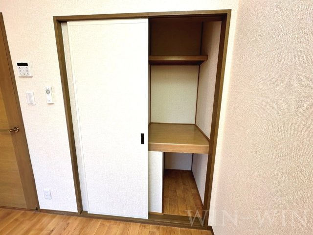 パークハウス鷹丘 D棟の収納|イメージ（同建物内別部屋の写真です）