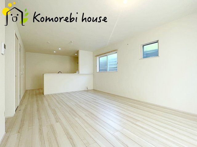 さいたま市北区吉野町2丁目　中古戸建の居間・リビング|ゆったりとした居間です