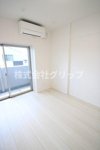 アルコバレーノ菊名の洋室