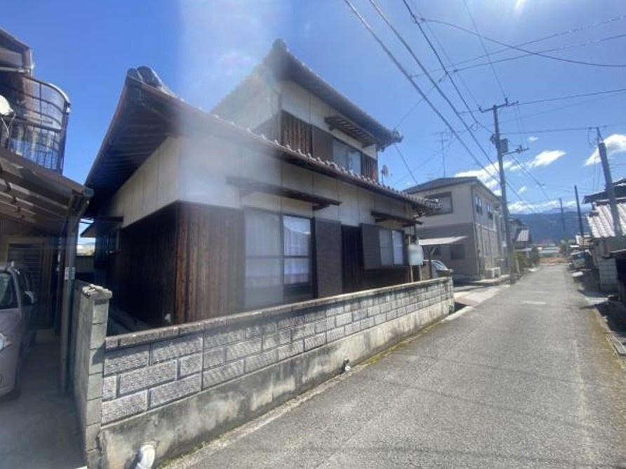 西条市大町の中古一戸建