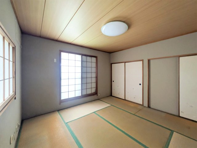 本多聞3丁目中古戸建の和室|２階和室約６帖