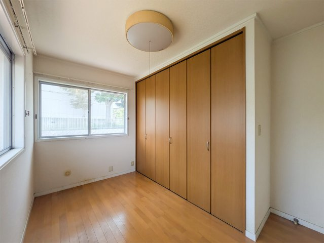 本多聞3丁目中古戸建の洋室|２階洋室約4.5帖収納