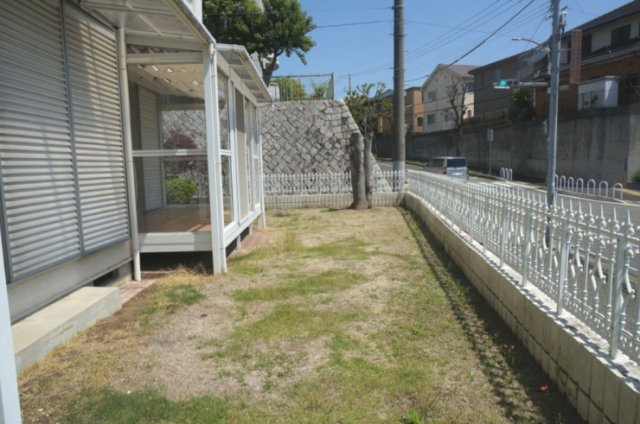 本多聞3丁目中古戸建の庭