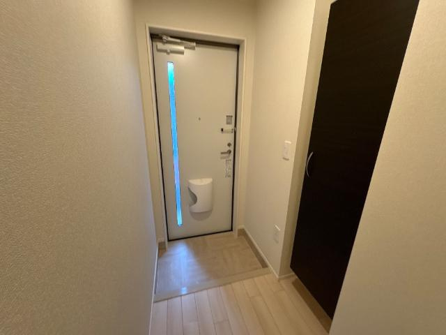 【玄関】エンプレスツリー