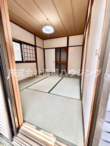 萱島信和町一戸建の寝室