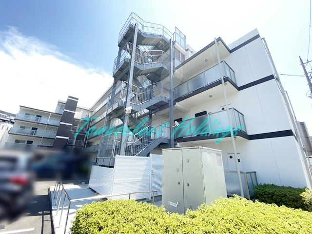 横浜市戸塚区戸塚町の賃貸マンションの外観