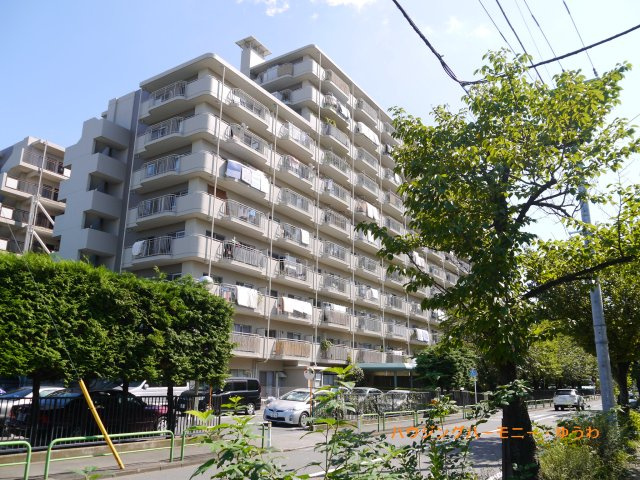 【外観】 | 蓮根ファミールハイツ１号棟 | SRC造のしっかりした重厚感あるマンションです。