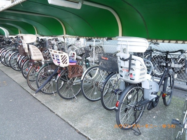 【その他共用部分】 | 蓮根ファミールハイツ１号棟 | 便利な屋根付き駐輪場があります。