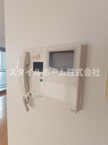 ランドマーク豊川のセキュリティ|同建物内別部屋の写真です。