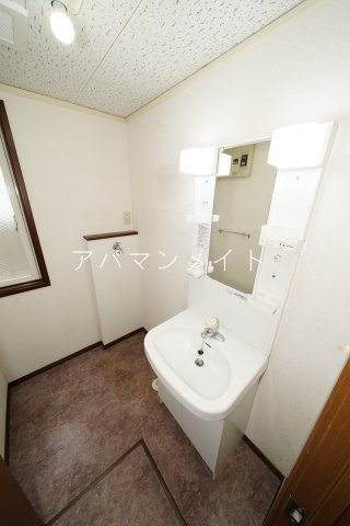 【設備】 | メルベーユ弥生台A棟 | 洗濯機置場です