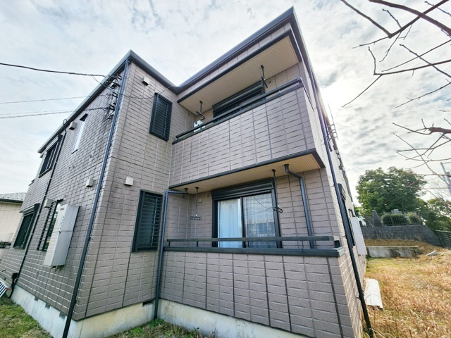 横浜市戸塚区舞岡町のアパートの外観