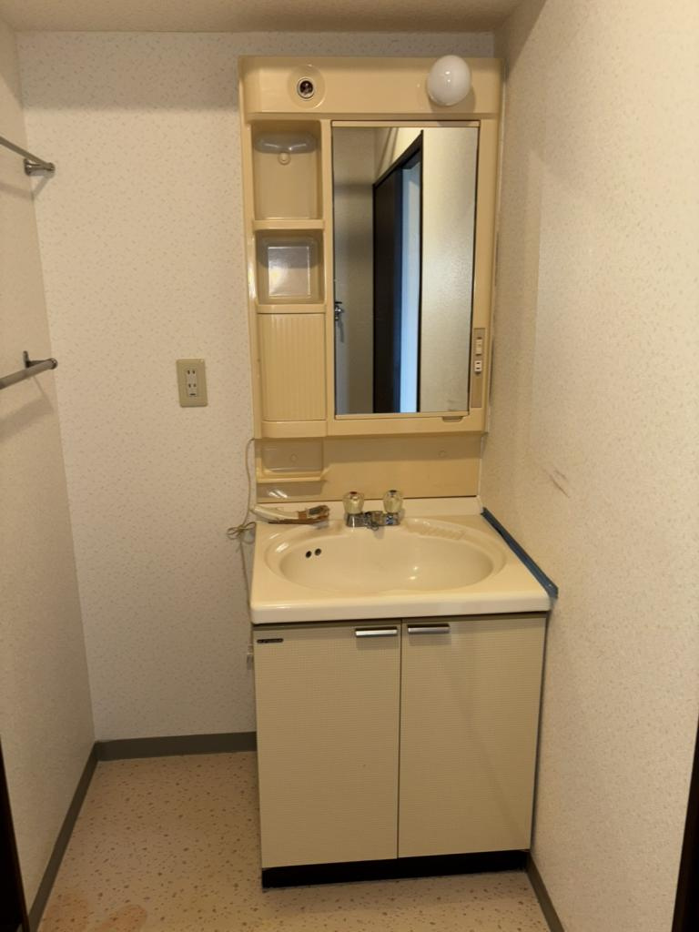 北見市山下町５丁目１番１４号　中古マンション山下町(ロジェ山下通）の洗面所