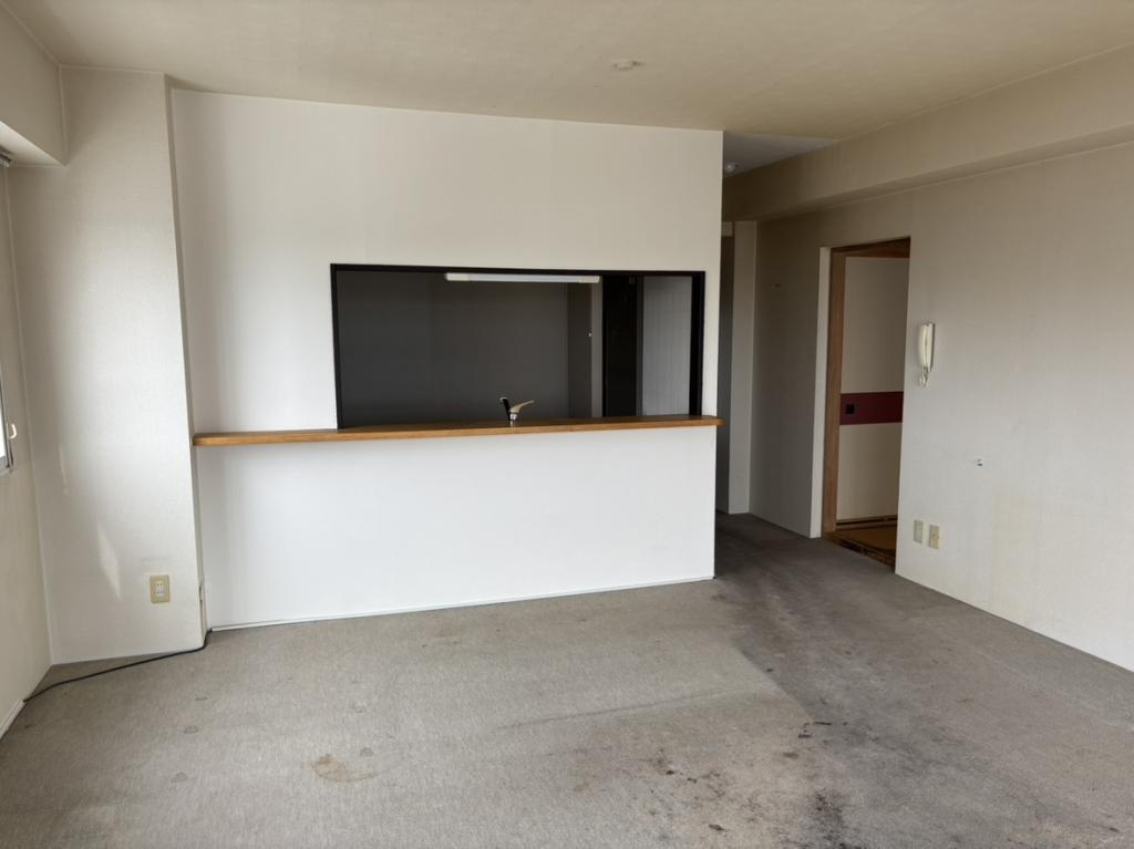 北見市山下町５丁目１番１４号　中古マンション山下町(ロジェ山下通）の居間・リビング